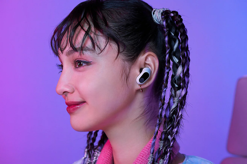 이어폰낀 소녀
